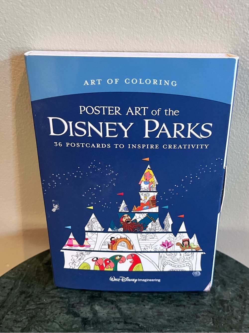 Poster Art of the Disney Parks
36 Postcards to Color New Unique Gift Coloring